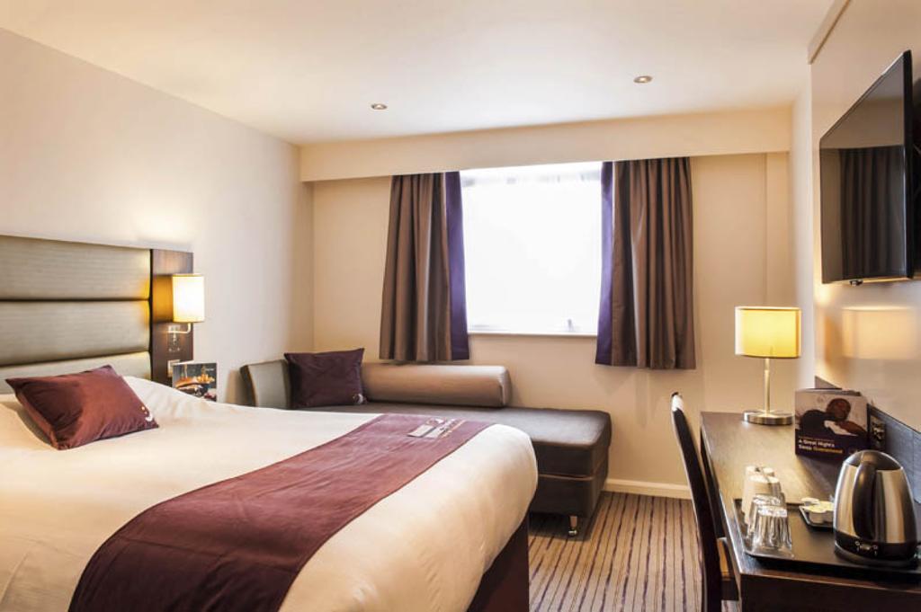 Premier Inn Wirral - Heswall Dış mekan fotoğraf